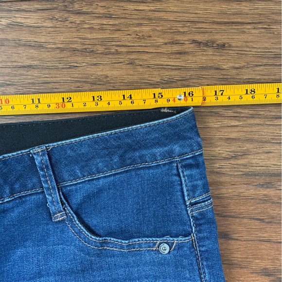 Wit & Wisdom Mid Rise Flare Jeans Stretch Elastic Waist Faded Whiskers Size 10 - Picture 9 of 14